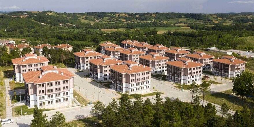 Çevre Ve Şehircilik Bakanı Kurum: Sosyal Konut Kampanyasından Yararlanmamış Alt Gelir Grubu Vatandaş Kalmayacak