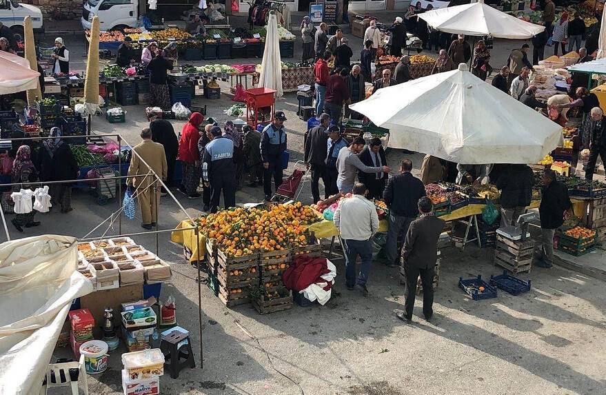 Başkan çiğdem, pazarcı esnafıyla buluştu