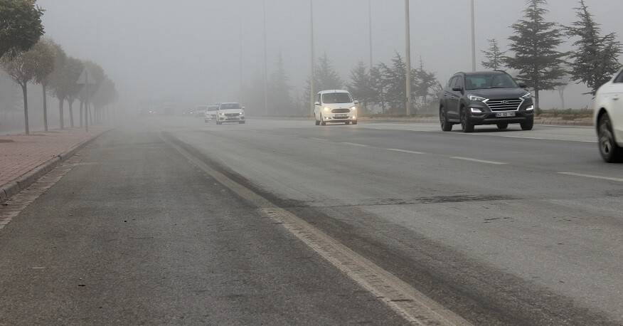 Konya'da yoğun sis etkili oldu, uçak seferleri yapılamadı