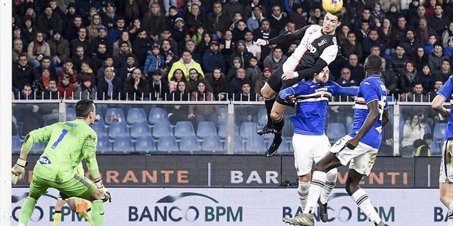 Cristiano Ronaldo Kafa Golünü 2,5 Metre Yükseklikten Attı