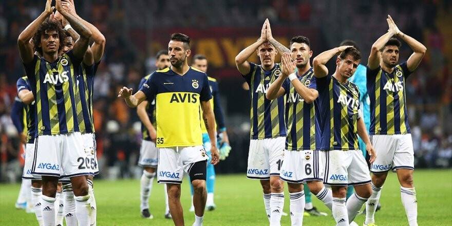 Fenerbahçe Süper Lig'de Son 16 Derbide Sadece 1 Kez Yenildi