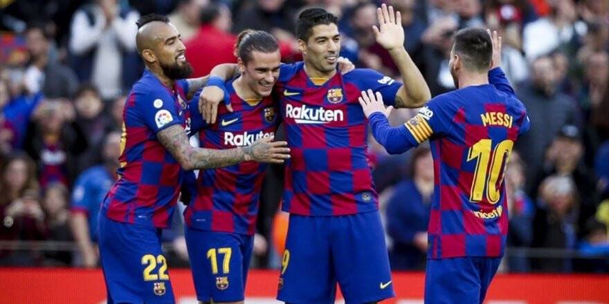 Barcelona, Deportivo Alaves'i Evinde 4-1 Yenerek Liderliğini Korudu