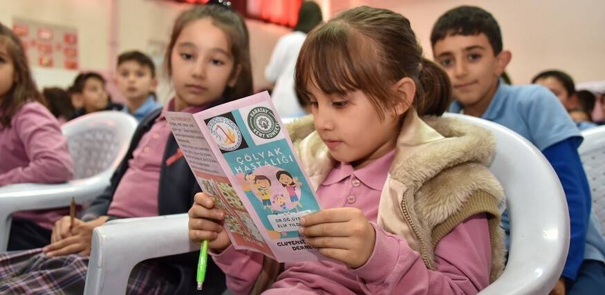 Karatay’da öğrencilere çölyak hastalığı anlatıldı