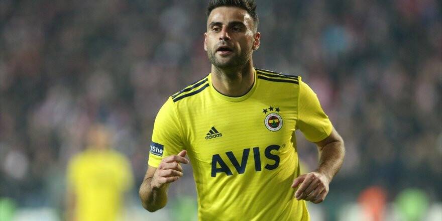 Fenerbahçeli Futbolcu Deniz Türüç: Büyük Hedefe Ulaşmak İstiyoruz