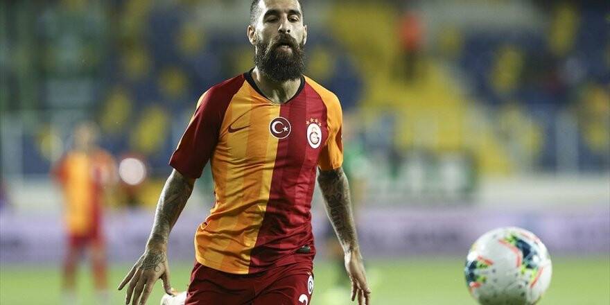 Tff Tahkim Kurulu Galatasaraylı Jimmy Durmaz'ın Cezasını Onadı