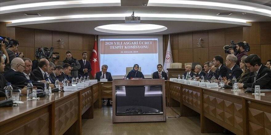 Türk-iş Temsilcisi Asgari Ücret Toplantısında Salondan Ayrıldı