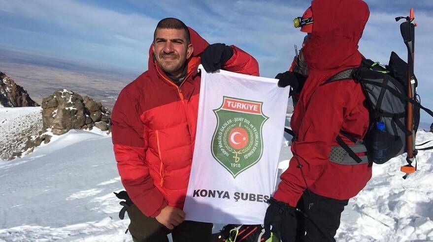 Şehit Fikret Dinçer’in Künyesi Hasan Dağı Zirvesinde