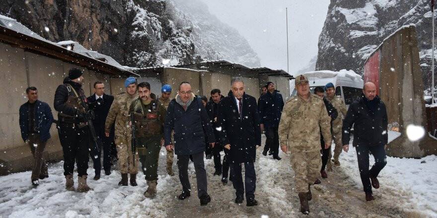 Konya Heyetinden Hakkari Ziyareti