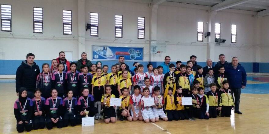 Okullar Küçükler Hentbol İl birincileri belli oldu
