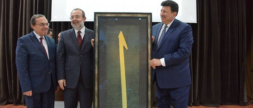 İslam Dünyası İnanç ve Düşünce Sorunları” konferansı yapıldı