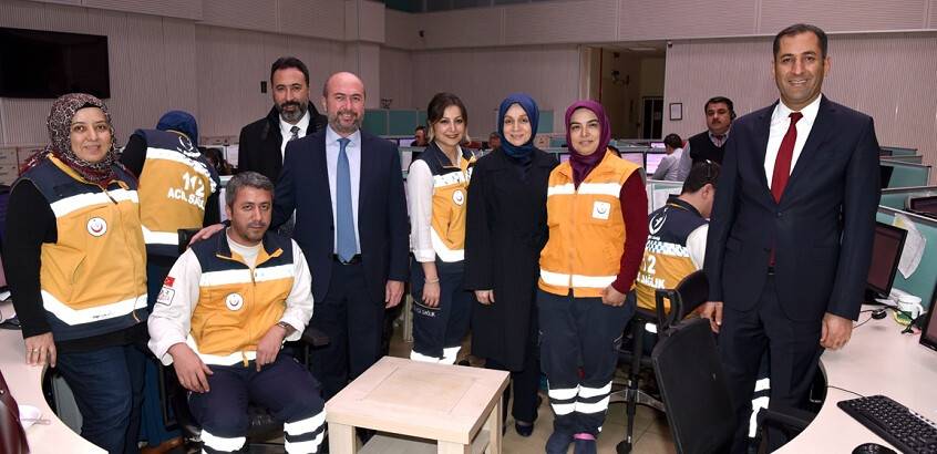 BAŞKAN PEKYATIRMACI 2020 YILINI ÇALIŞANLARI ZİYARET EDEREK KARŞILADI
