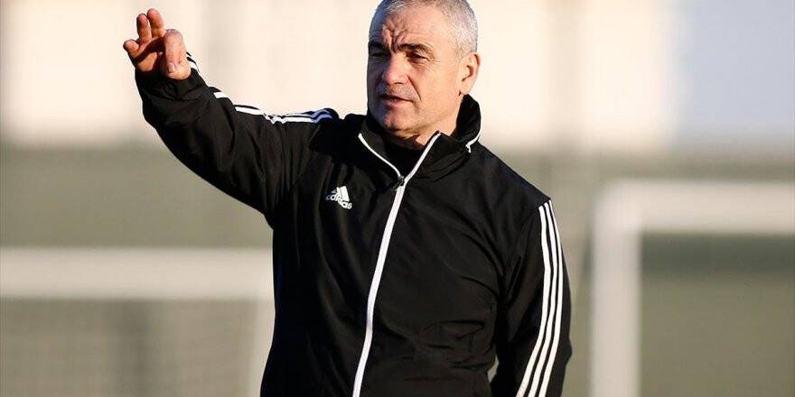Demir Grup Sivasspor Teknik Direktörü Rıza Çalımbay Transfer Bekliyor