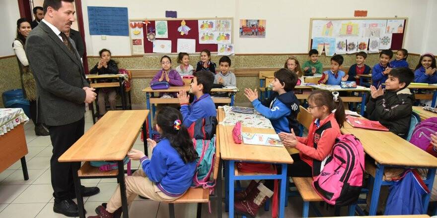 Hasan Kılca Okul Ziyaretlerine Devam Ediyor