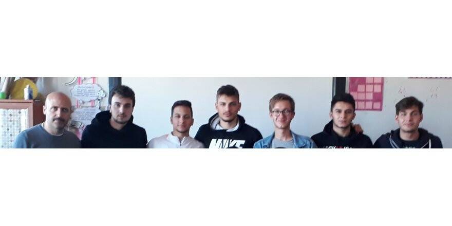 Üniversite öğrencilerinden anlamlı destek