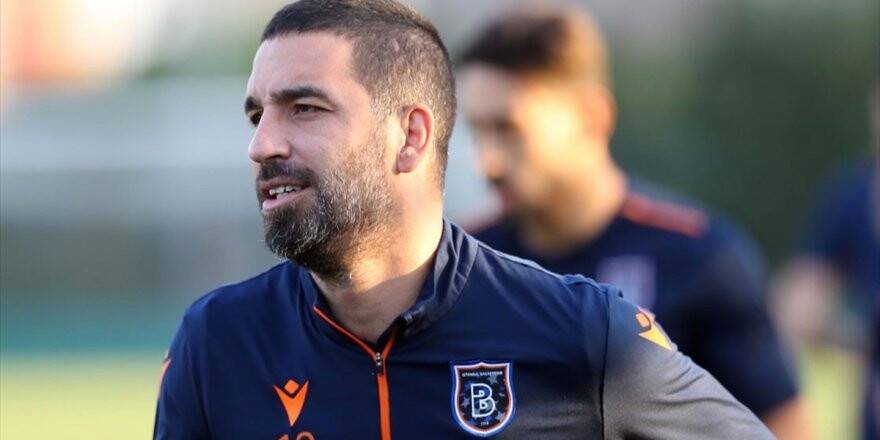 Beşiktaş Arda Turan'ın Transfer Edileceği Haberlerini Yalanladı