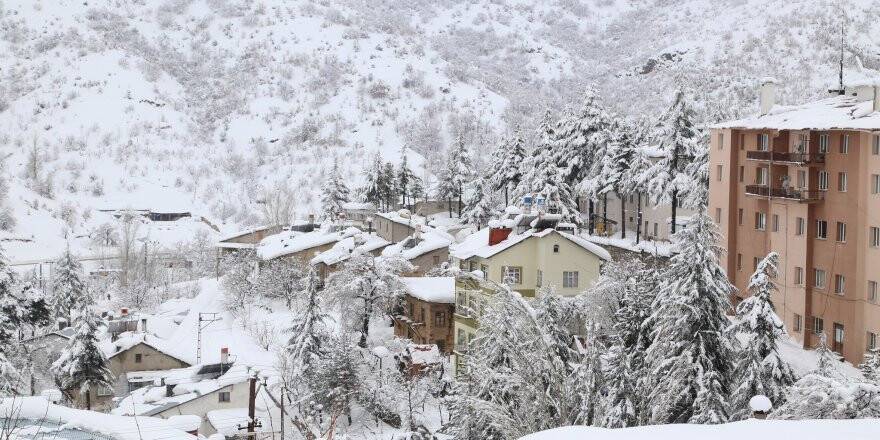 Konya’nın yüksek kesimlerinde kar etkili oluyor