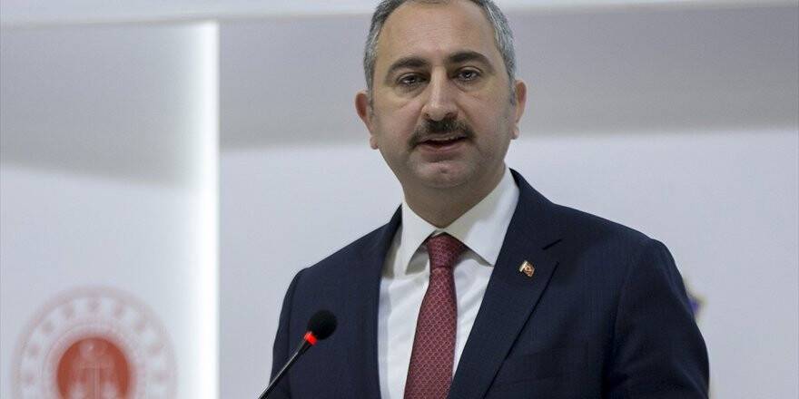 Adalet Bakanı Gül: Yargı Hiçbir Yerden Ve Kimseden Emir Almaz