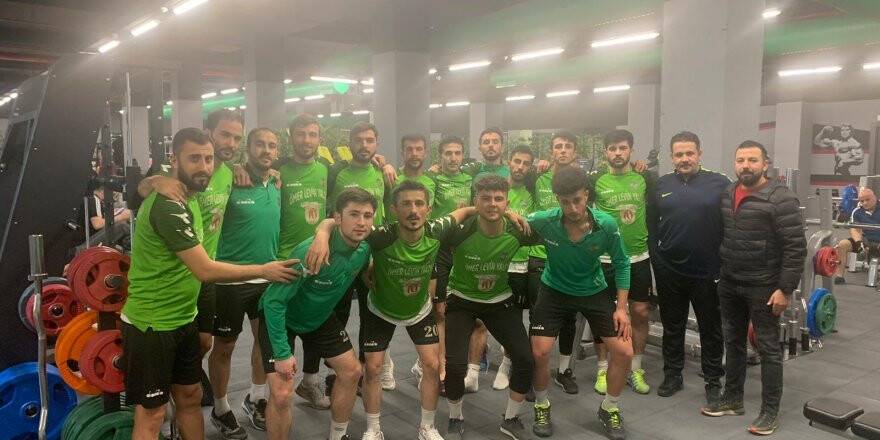 Lider Gölyazıspor sıkı hazırlanıyor