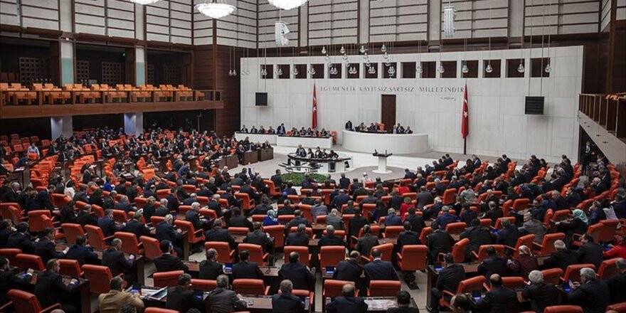 Ak Parti, Mhp Ve İyi Parti Grup Başkanvekillerinden AA'nın Kahire Ofisinde 4 Çalışanın Gözaltına Alınmasına Tepki