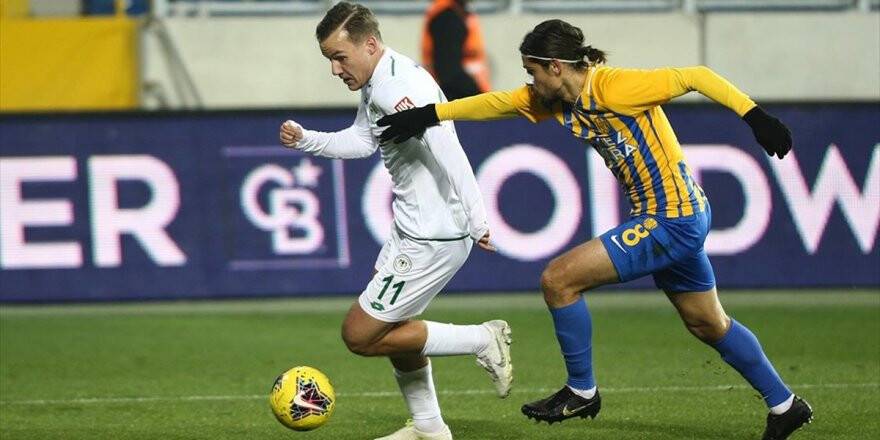 Konyaspor galibiyetle başladı