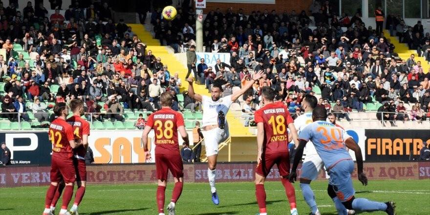 Alanyaspor, Kayserispor'u Farklı Yendi