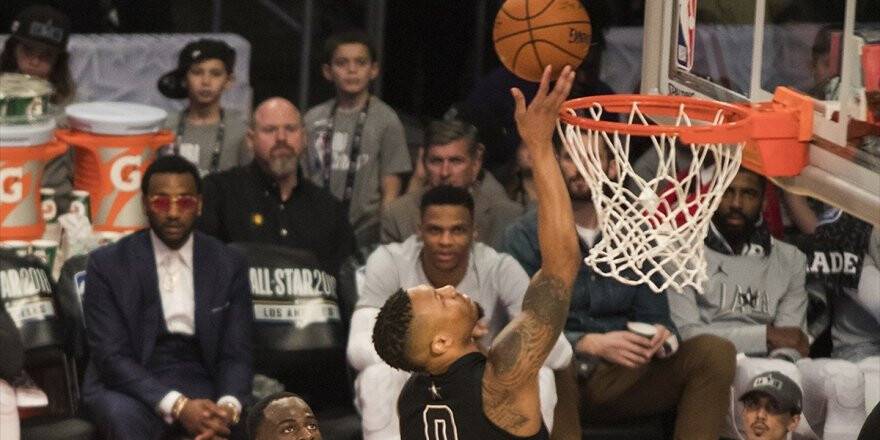 Nba'de Damian Lillard 61 Sayıyla Kariyer Rekorunu Kırdı