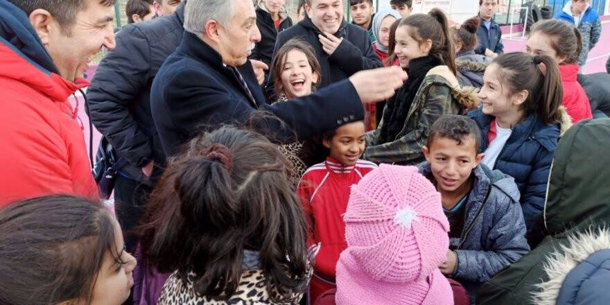 Vali Toprak sporcularla buluştu