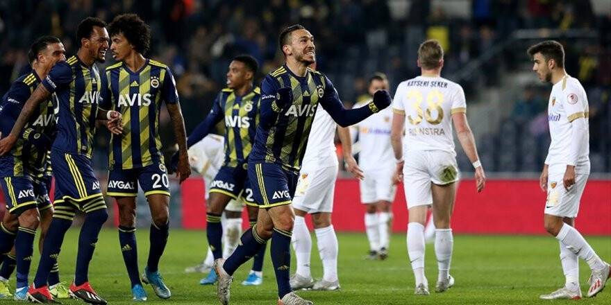 Fenerbahçe Çeyrek Final Biletini İki Golle Aldı