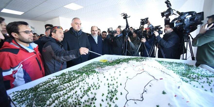 Bakan Ersoy Aladağ Kayak Merkezinde incelemelerde bulundu