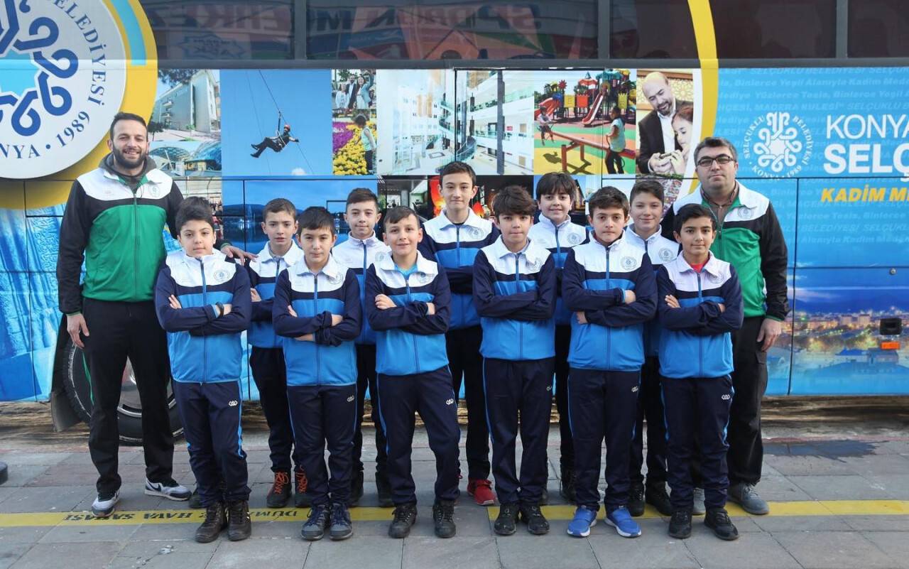 SELÇUKLU TAKIMLARI MADALYA AVINDA