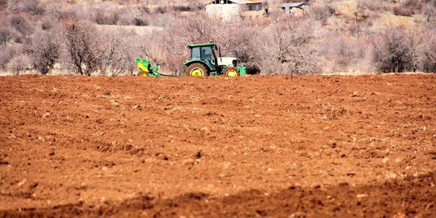 Bakan Pakdemirli: Elazığ Ve Malatya'daki Çiftçilerimize Tarımsal Destekler Bugün Ödenecek