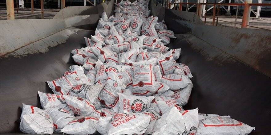 Elazığ ve Malatya'daki depremzedelere 30 bin ton kömür dağıtılacak