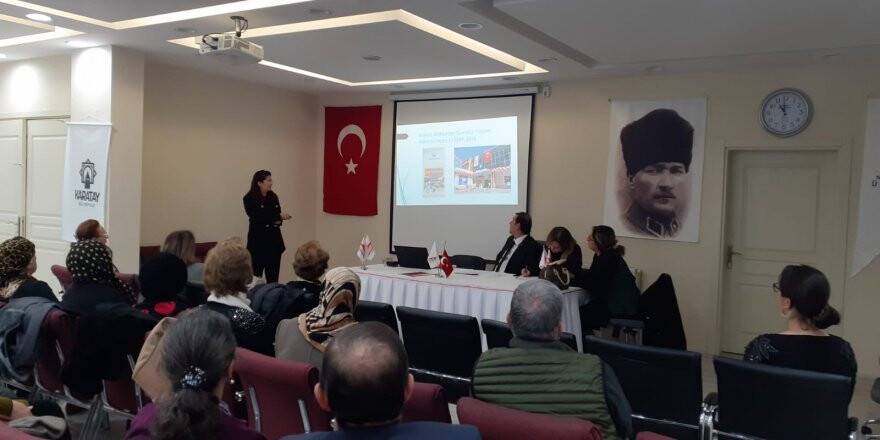 Prof. Dr. Figen Güven, Konya Alzheimer Derneğinde güven tazeledi.