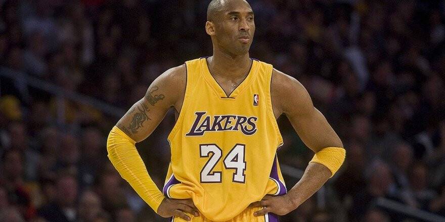 Mavericks Kobe Bryant'ın Anısına 24 Numaralı Formayı Emekli Etti