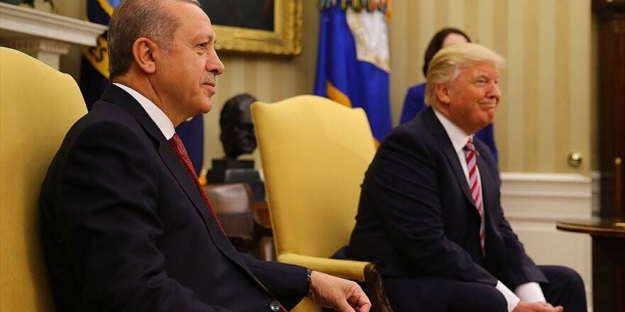 Trump, Cumhurbaşkanı Erdoğan'a Elazığ'daki Deprem Nedeniyle Taziyelerini İletti