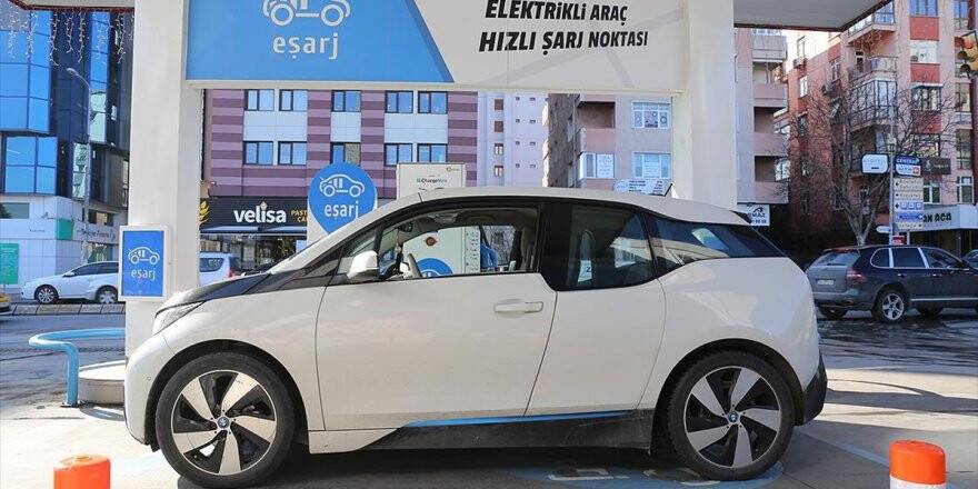 Elektrikli Araçlar Yakıt Maliyetini Yüzde 80 Azaltıyor