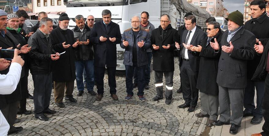 Akşehir’den İdlib’e yardım tırı