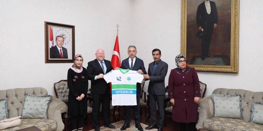 MEGES’ten Vali Toprak’a ziyaret