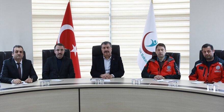 Sağlık Bakanı Koca: Çin'den Gelen 11 Bin Yolcu Tarandı, Şüpheli Bir Yolcuya Rastlanmadı