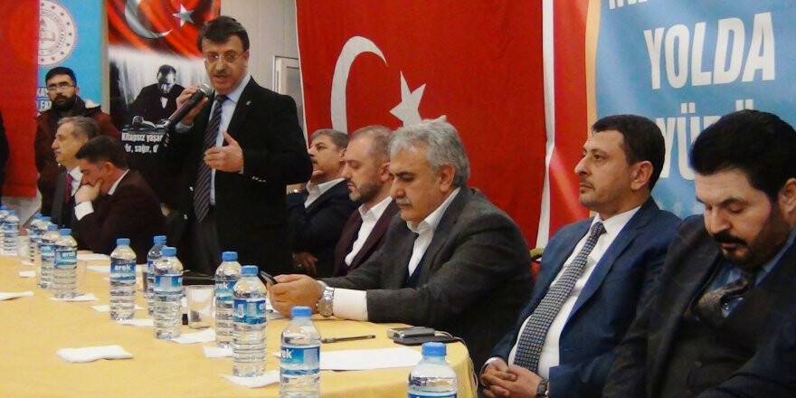 Ağralı Van’da açılışa katıldı