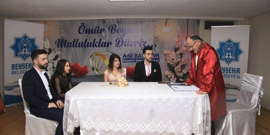 Ağmış çifti, söz, nişan ve nikah tarihlerini "özel" seçti