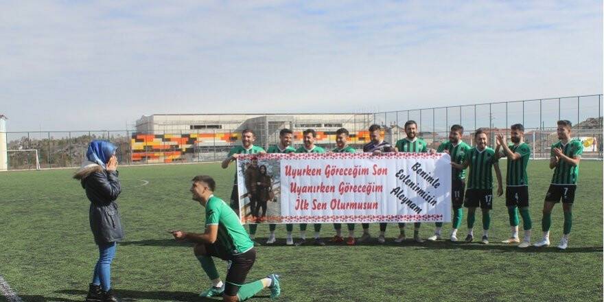 ÖNCE EVLİLİK TEKLİFİ SONRA 2 ASİST YAPTI!