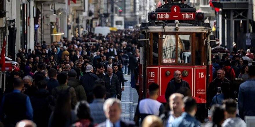 Türkiye'nin Nüfusu 83 Milyon 154 Bin 997 Kişiye Ulaştı