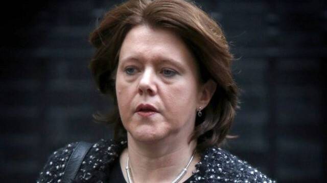 İngiltere'de Kültür Bakanı’na büyük ceza