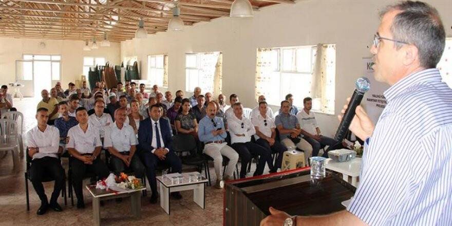 Çiftçilere devletin kırsal kalkınma projeleri anlatıldı