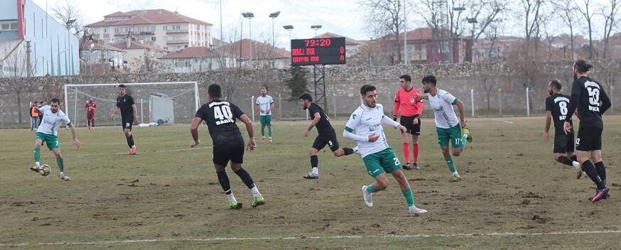 Ereğli ve Sarayönü arasında KIYASIYA LİGDE KALMA MÜCADELESİ
