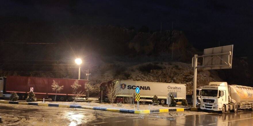Konya'da Kapalı Yollar Ulaşıma Açıldı