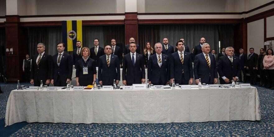 Fenerbahçe Kulübünün Borcu 2 Milyar 190 Milyon Lira
