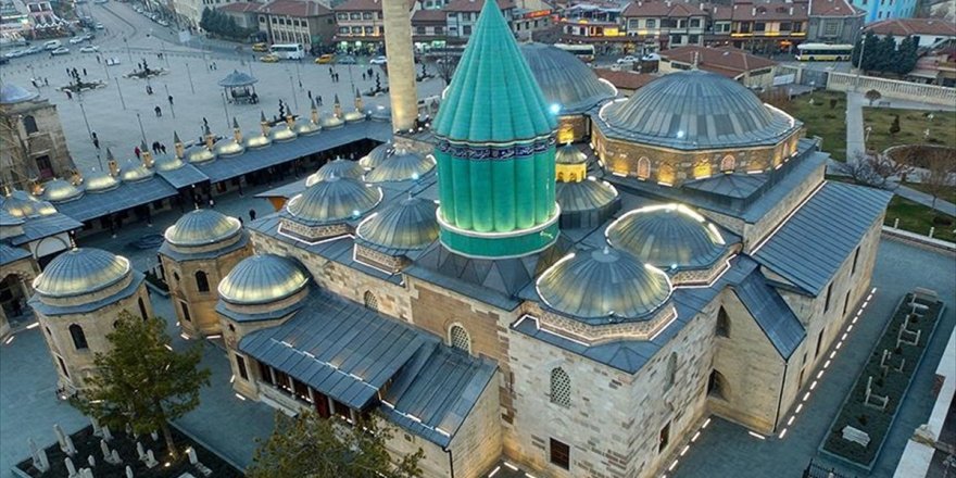 MEVLANA’YA ZİYARETÇİ AKINI