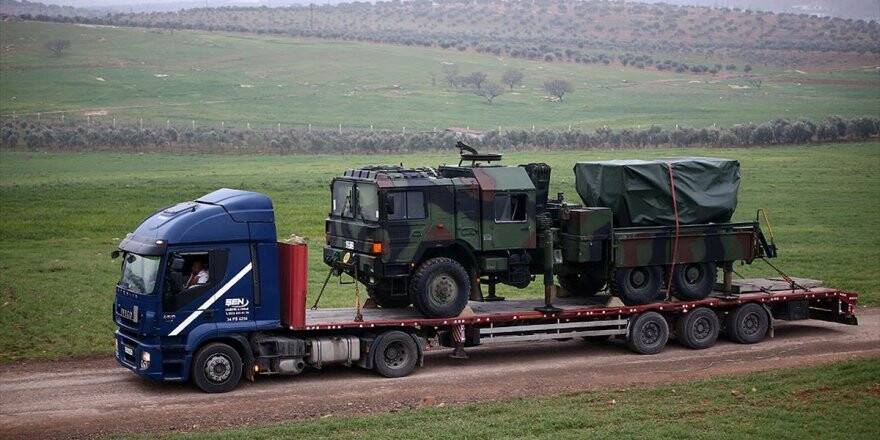 Suriye Sınırına Çok Namlulu Roketatarlar Sevk Edildi